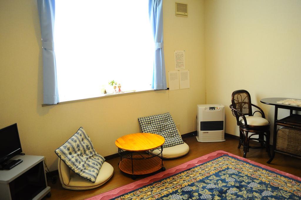 Petit Hotel Koizumi Toyako Esterno foto